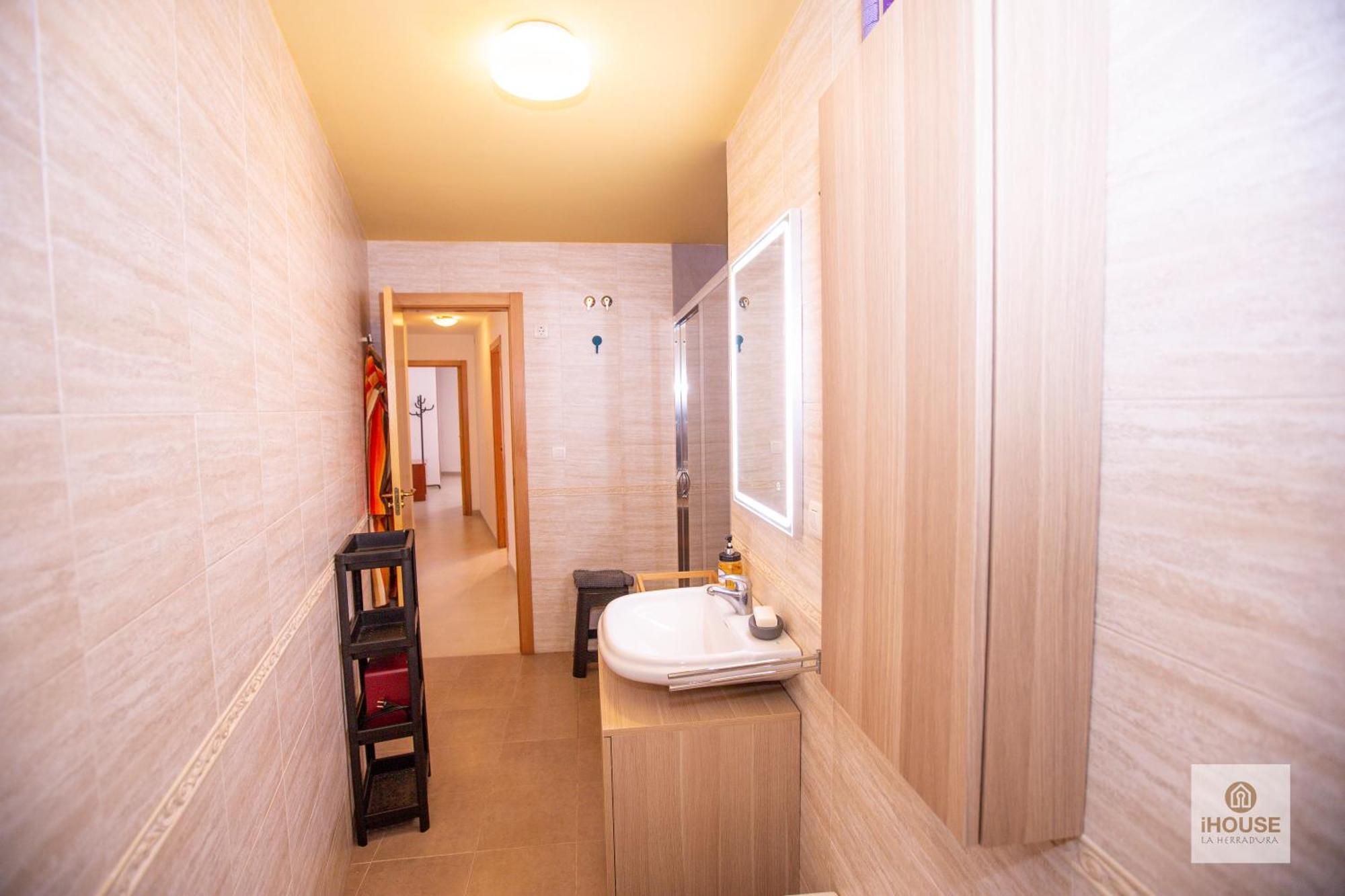 Herminia Apartment *